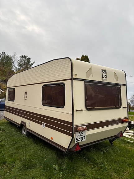 Knaus Sudwind 485 Tu 2 of 9