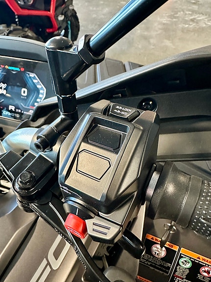 CFMOTO 850 TOURING ABS (105KMT) 10 of 13