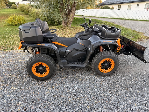Can-Am Outlander Max XTP 1000R 2 of 18