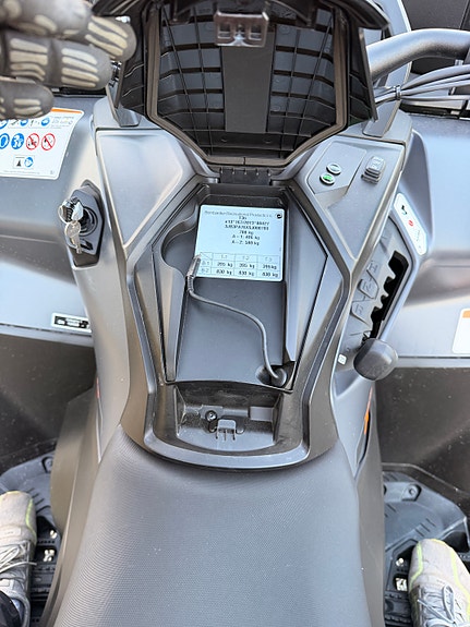 Can-Am Outlander Max XTP 1000R 9 of 18