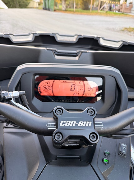Can-Am Outlander Max XTP 1000R 13 of 18