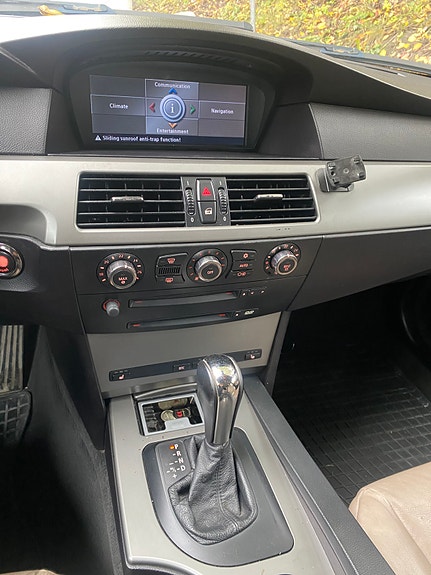 BMW 525d 12 of 12