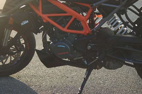 KTM 125 Duke 2 of 22