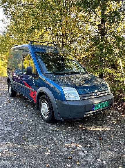 Ford Transit Connect 13 of 30