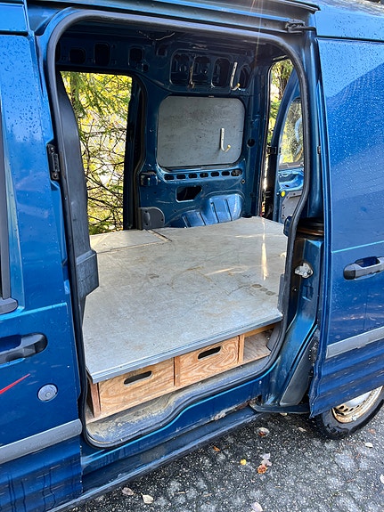 Ford Transit Connect 6 of 30