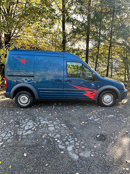 Ford Transit Connect 11 of 30
