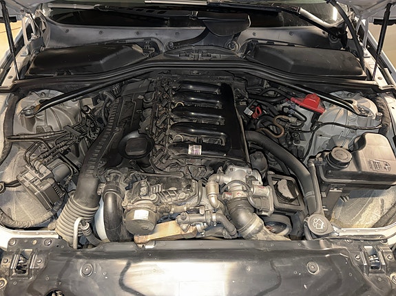 BMW 525d 13 of 15