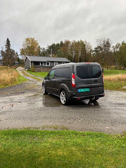 Ford Transit Connect 3 of 30