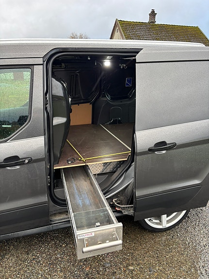 Ford Transit Connect 24 of 30