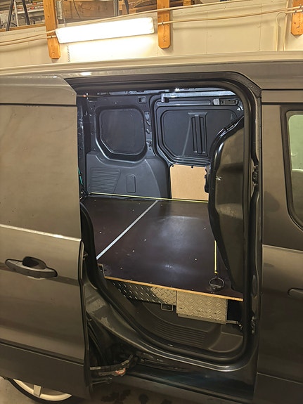 Ford Transit Connect 16 of 30