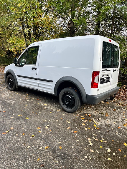 Ford Transit Connect 4 of 30