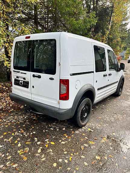 Ford Transit Connect 10 of 30