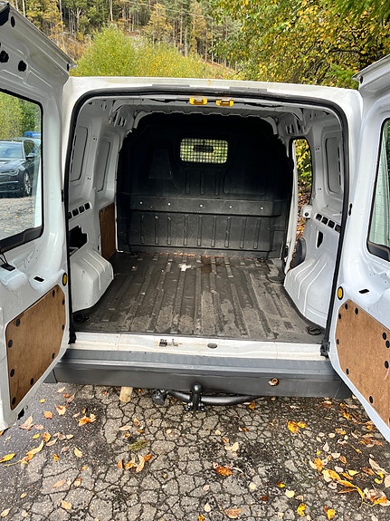 Ford Transit Connect 7 of 30