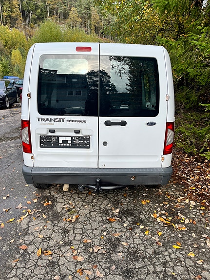 Ford Transit Connect 6 of 30