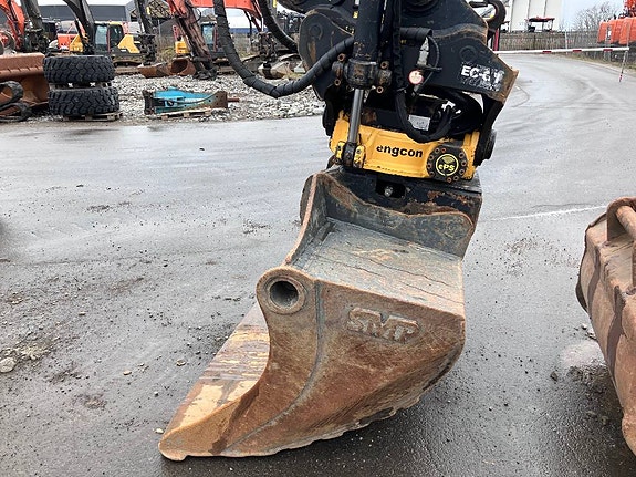 Hitachi ZX 210 LC-6 8 of 8