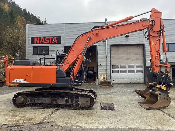 Hitachi ZX190LC-6 6 of 9