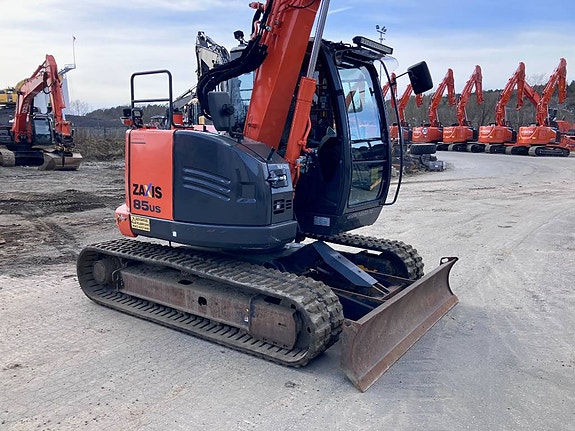 Hitachi ZX 85 US-5 4 of 8