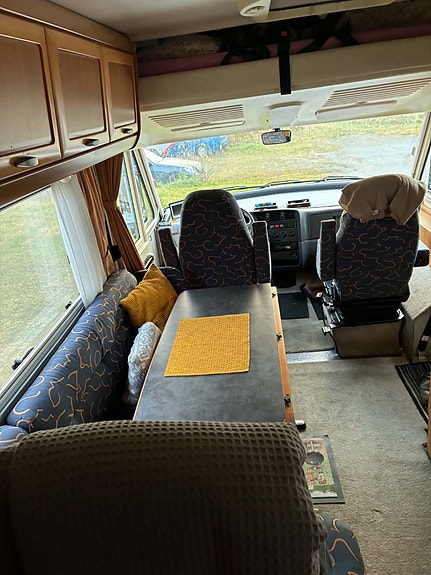 Hymer B654 3 of 11