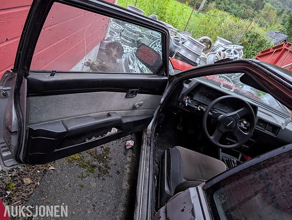 Nissan Sunny 28 of 30