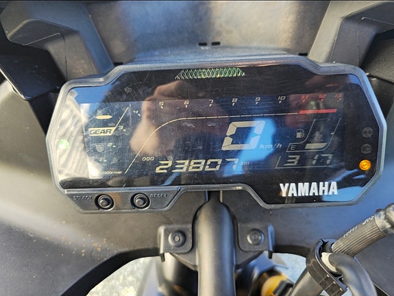 Yamaha YZF-R 125 4 of 4
