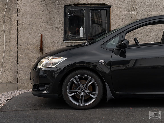 Toyota Auris 11 of 30
