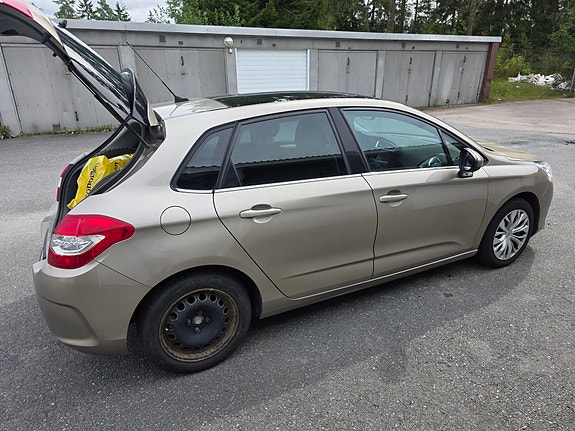 Citroen C4 13 of 21