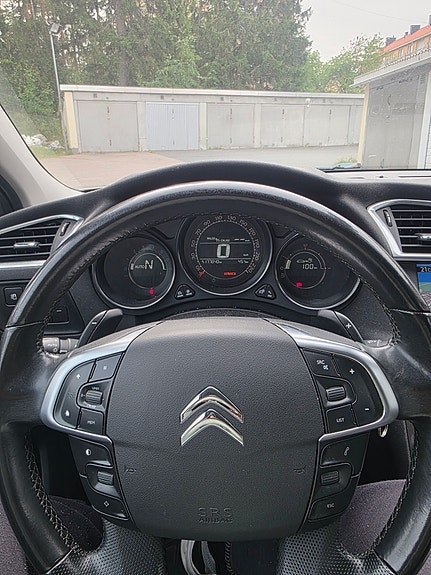Citroen C4 19 of 21