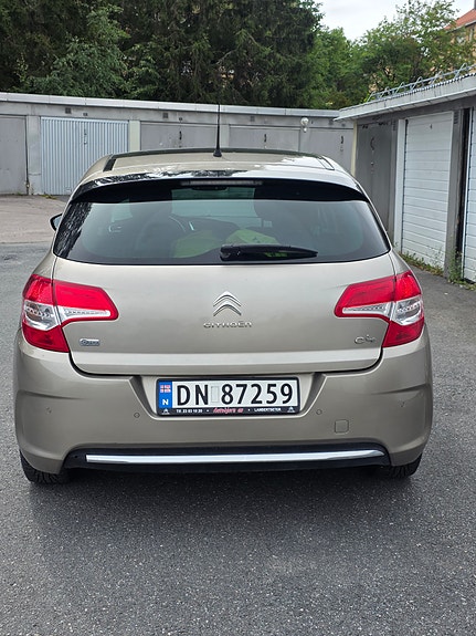 Citroen C4 7 of 21