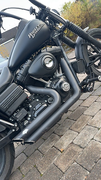 Harley-Davidson FXDB Dyna Street Bob 5 of 13