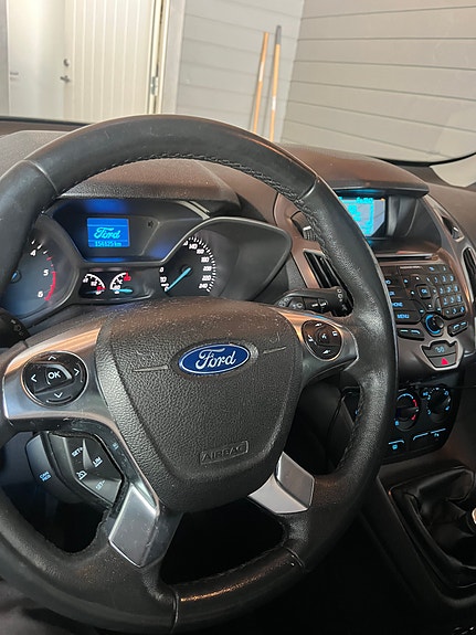 Ford Transit Connect 12 of 16