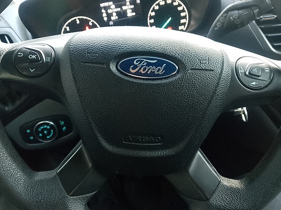 Ford Transit Connect 15 of 17