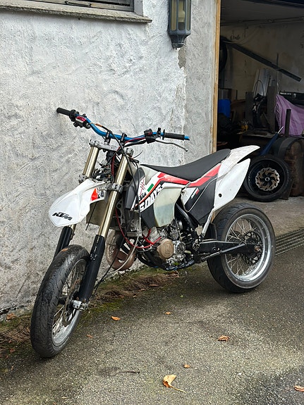 Husqvarna SM 125 4 of 6