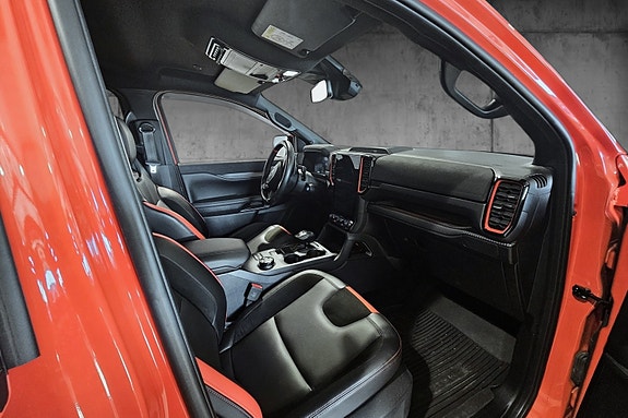 Ford Ranger Raptor 8 of 21
