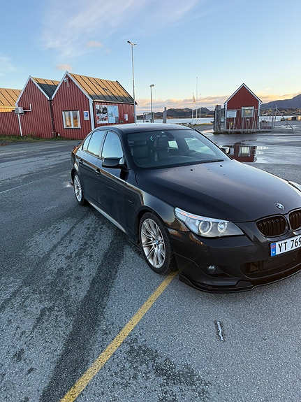 BMW 545i 11 of 20