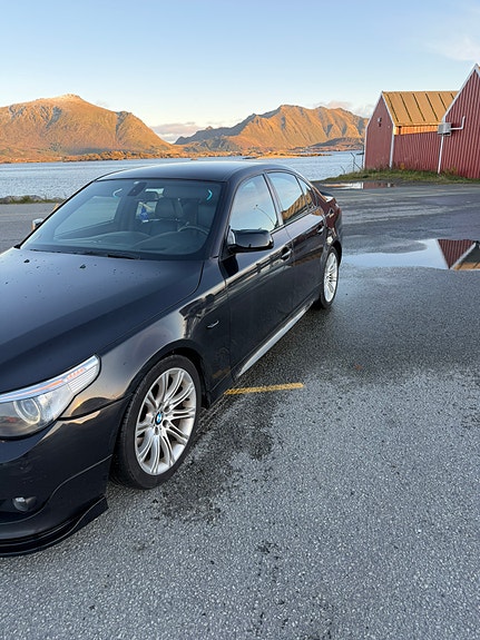 BMW 545i 4 of 20