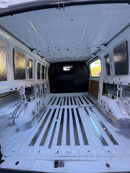 Ford Transit 300S Van 7 of 30