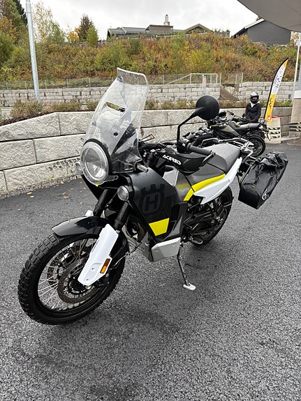 Husqvarna Norden 901 3 of 7