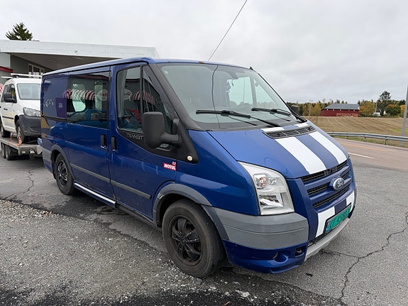 Ford Transit 300S Van 2 of 7