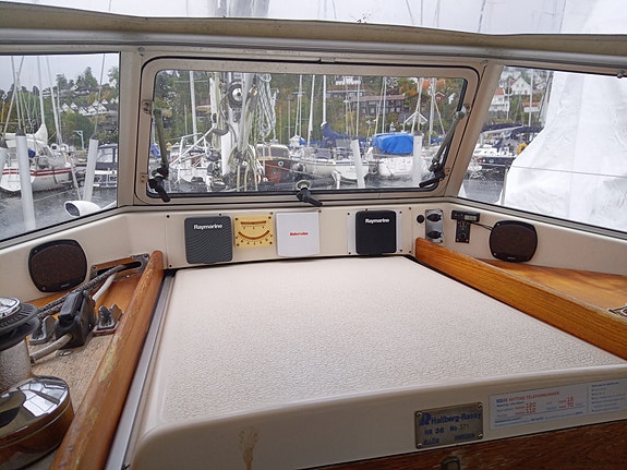 Hallberg Rassy 36MK 2 13 of 30