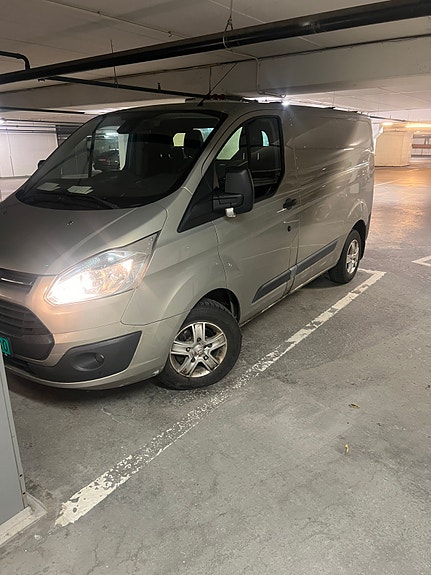 Ford Transit Custom 2 of 7