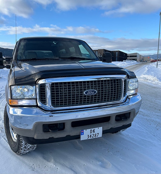 Ford Excursion