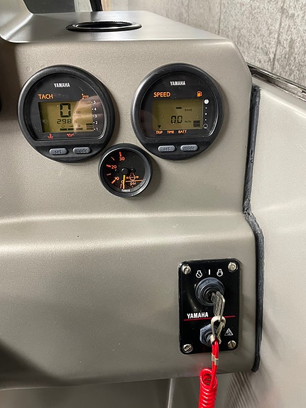 Yamaha 300HPDI 2004 5 of 6
