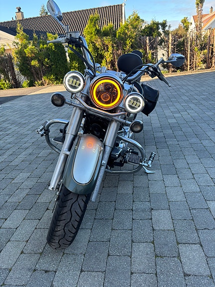 Yamaha XVS 1100 Drag Star 18 of 26