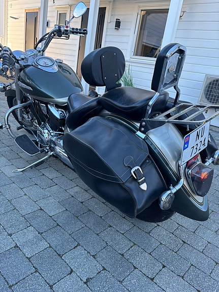 Yamaha XVS 1100 Drag Star 7 of 26