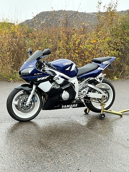 Yamaha YZF-R6 6 of 20