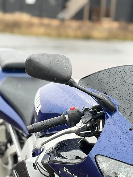 Yamaha YZF-R6 14 of 20
