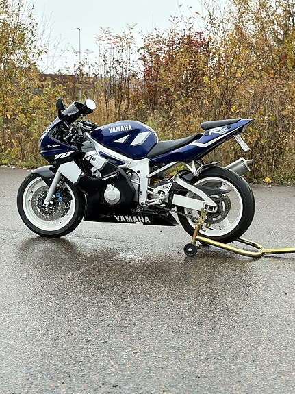 Yamaha YZF-R6 5 of 20