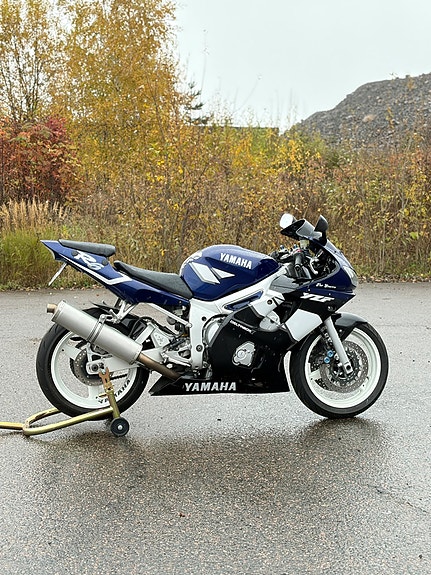 Yamaha YZF-R6 9 of 20