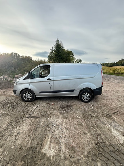 Ford Transit Custom 290L 3 of 11