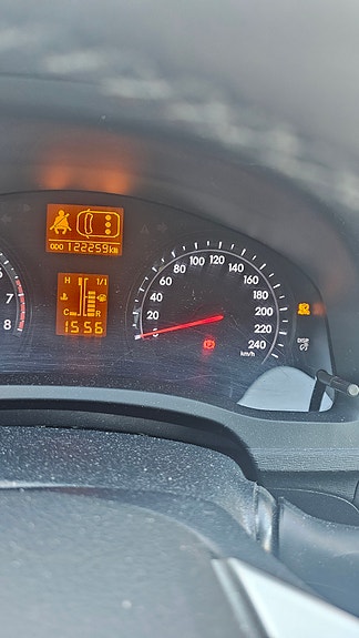 Toyota Avensis 7 of 11